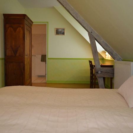 La Roche Bed & Breakfast Saint-Etienne-en-Cogles Exterior foto