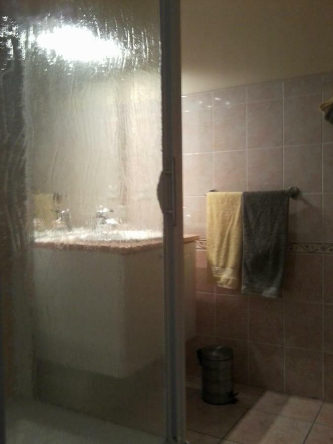 La Roche Bed & Breakfast Saint-Etienne-en-Cogles Exterior foto