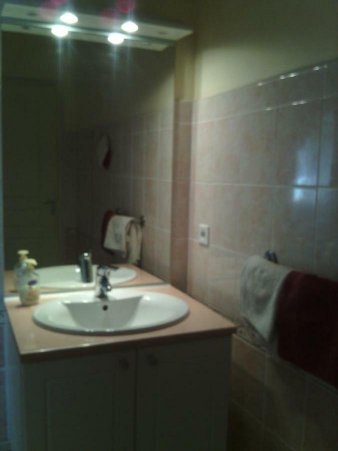 La Roche Bed & Breakfast Saint-Etienne-en-Cogles Exterior foto